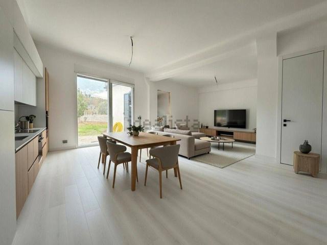 Appartamento in vendita di 105 m² in Via Caramagna, 213