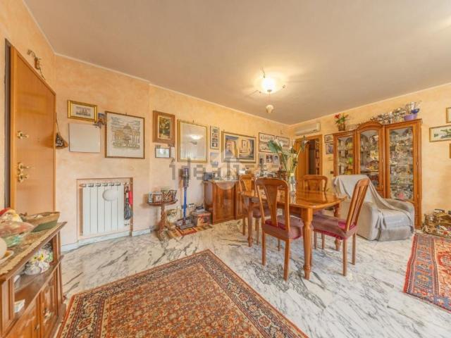 Appartamento in vendita di 105 m² in Via Carlo Bernari, 13
