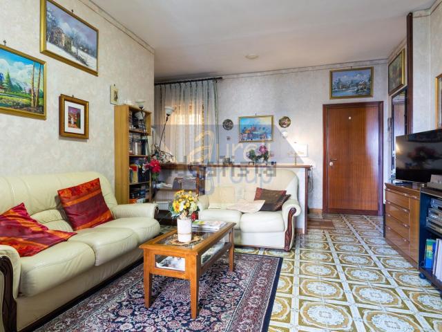 Appartamento in vendita di 105 m² in Via Carlo Pirzio Biroli