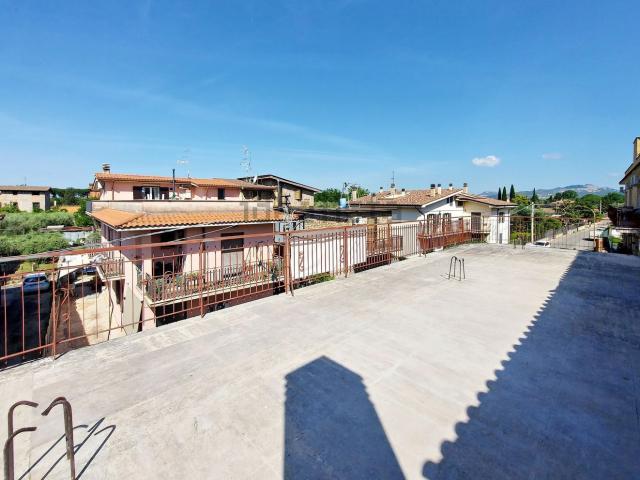 Appartamento in vendita di 105 m² in Via Casal Bellini, 32