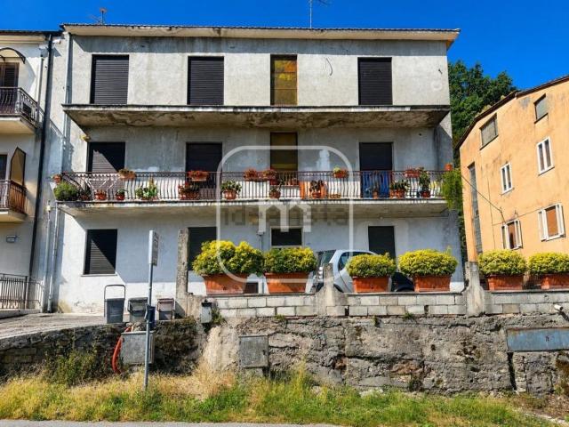 Appartamento in vendita di 105 m² in Via Casilina Nord, 203