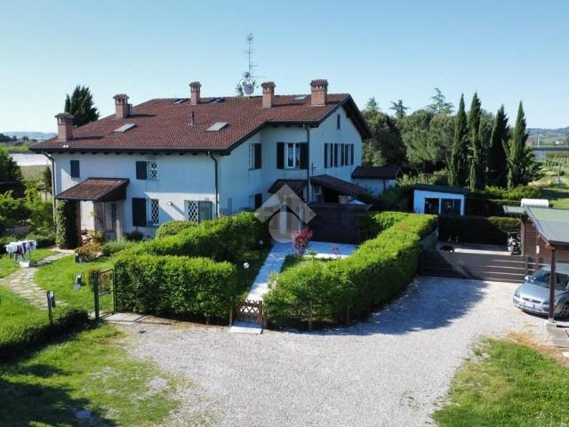 Appartamento in vendita di 105 m² in Via Casone, 263