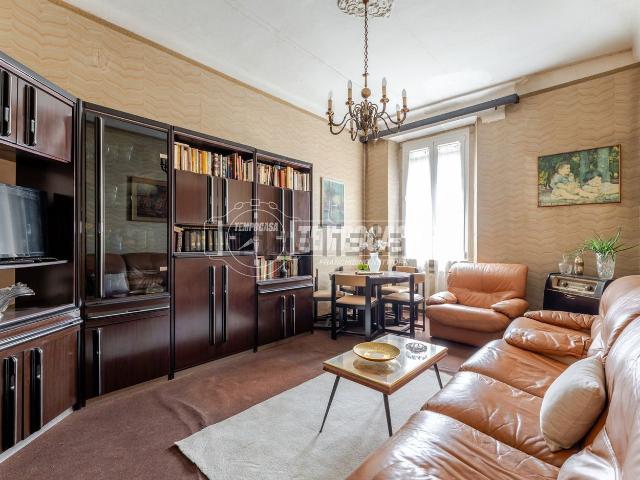 Appartamento in vendita di 105 m² in Via Castel Morrone, 14