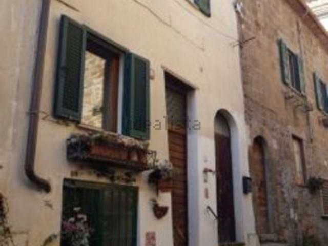 Appartamento in vendita di 105 m² in Via Castel Vecchio, 8