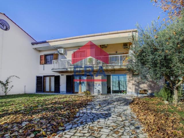 Appartamento in vendita di 105 m² in Via Cincinnato, 6
