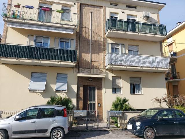 Appartamento in vendita di 105 m² in Via Ciro Menotti