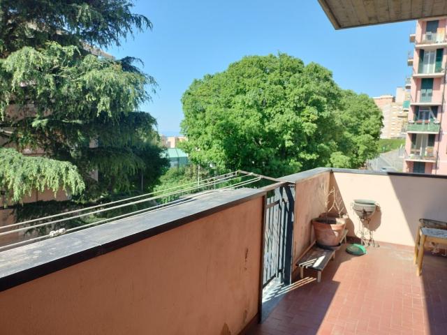 Appartamento in vendita di 105 m² in Via Cravasco, 75