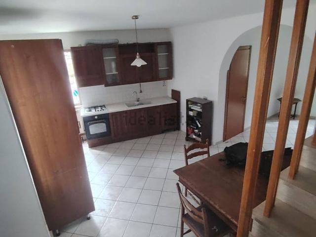 Appartamento in vendita di 105 m² in Via Antonia
