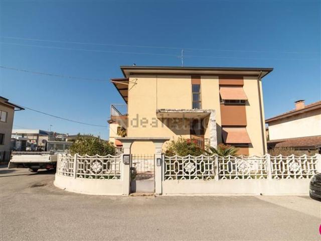Appartamento in vendita di 105 m² in Via Ancillotto