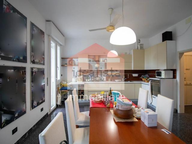 Appartamento in vendita di 105 m² in Via Angelo Mariani