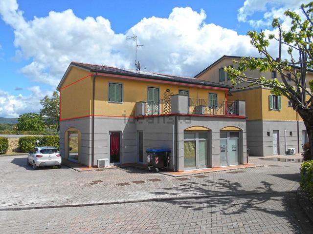 Appartamento in vendita di 105 m² in Via Adua