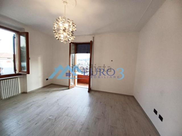 Appartamento in vendita di 105 m² in Via Adige