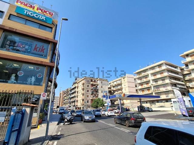 Appartamento in vendita di 105 m² in Via Adolfo Celi, 51
