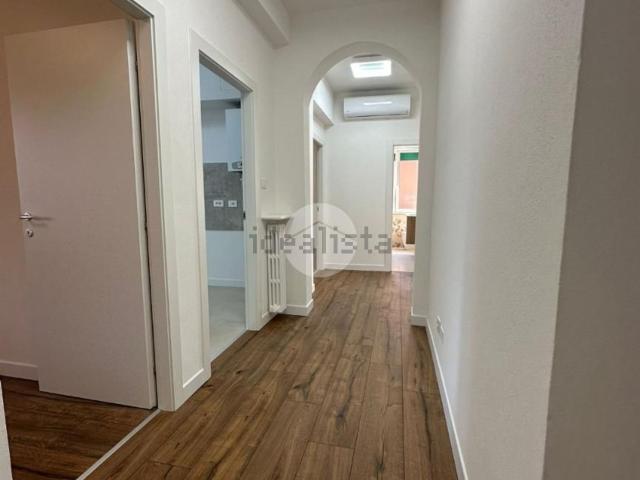 Appartamento in vendita di 105 m² in Via Altichiero, 11