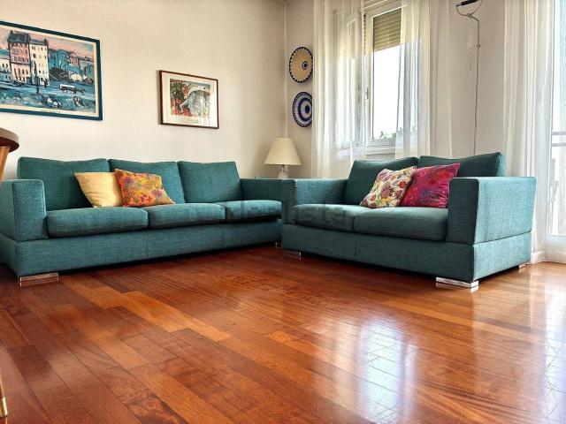 Appartamento in vendita di 105 m² in Via Arturo Graf