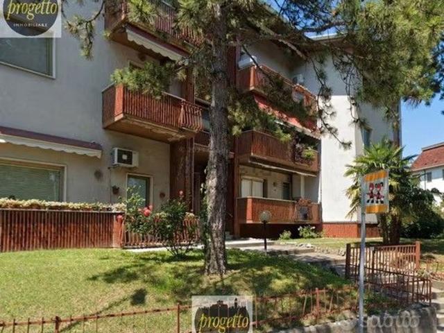 Appartamento in vendita di 105 m² in Via Aris