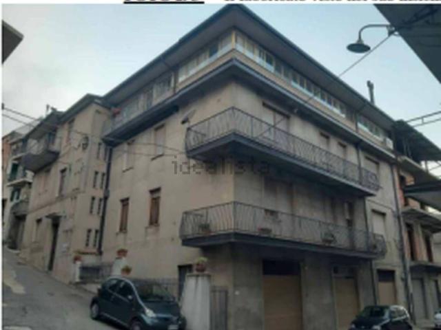 Appartamento in vendita di 105 m² in Via Aspromonte