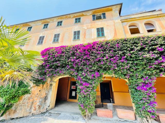 Appartamento in vendita di 105 m² in Via Aurelia Orientale, 99