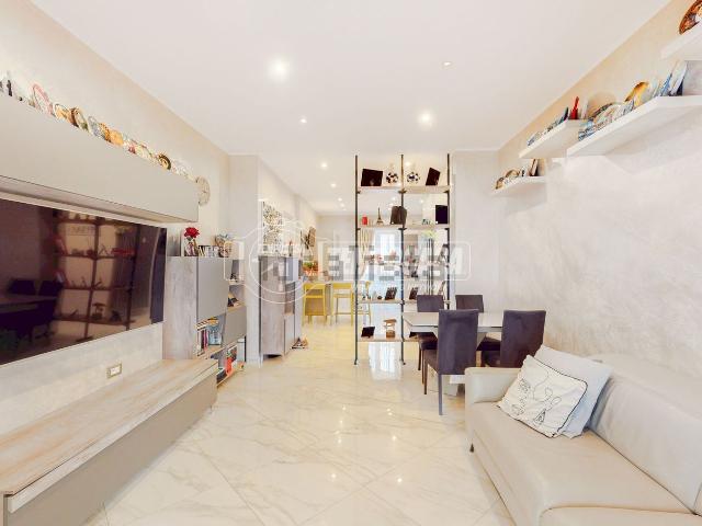 Appartamento in vendita di 105 m² in Via Boston, 108