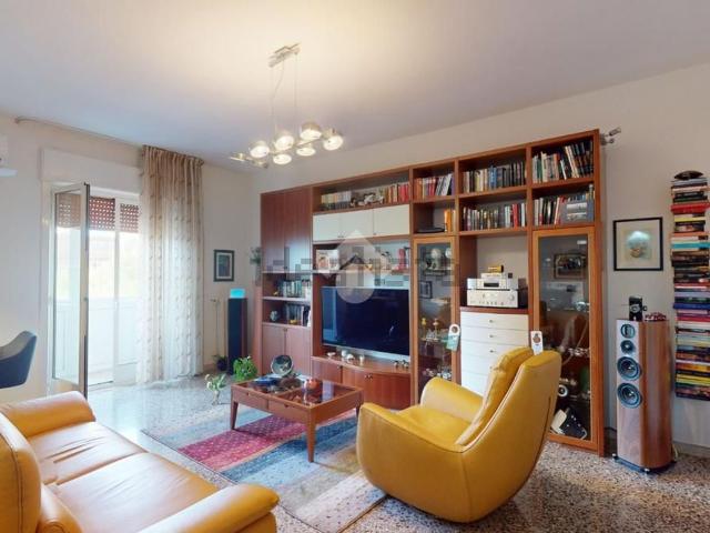 Appartamento in vendita di 105 m² in Via Bezzecca, 8