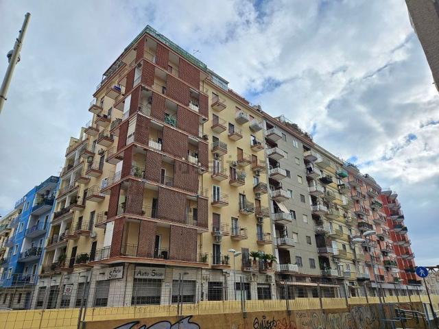 Appartamento in vendita di 105 m² in Via Brigata Bari, 3