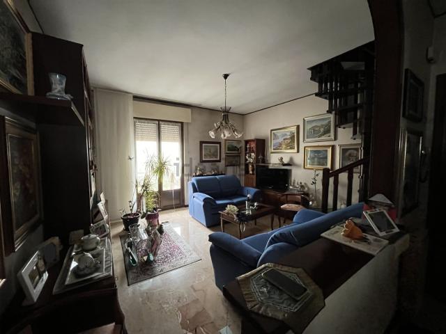 Appartamento in vendita di 105 m² in Via Buglio