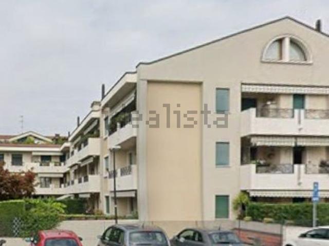 Appartamento in vendita di 105 m² in Via G. Rossa, 5