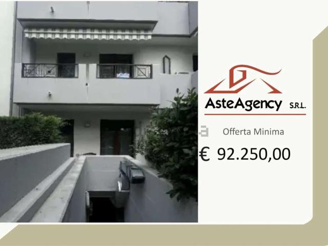 Appartamento in vendita di 105 m² in Via G. Rossa, 5
