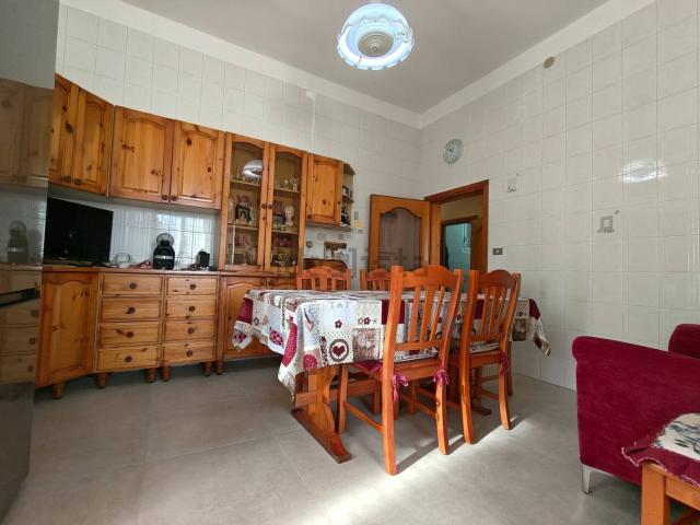 Appartamento in vendita di 105 m² in Via Galatina, 15