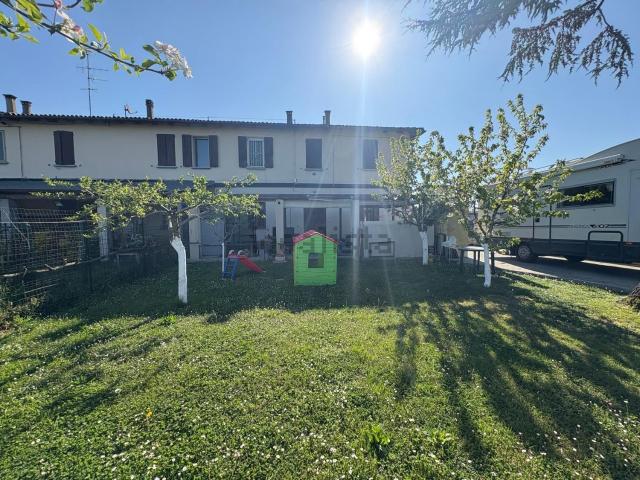 Appartamento in vendita di 105 m² in Via Galliera, 7