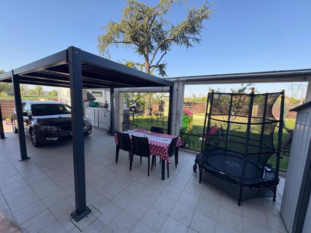 Appartamento in vendita di 105 m² in Via Galliera, 7
