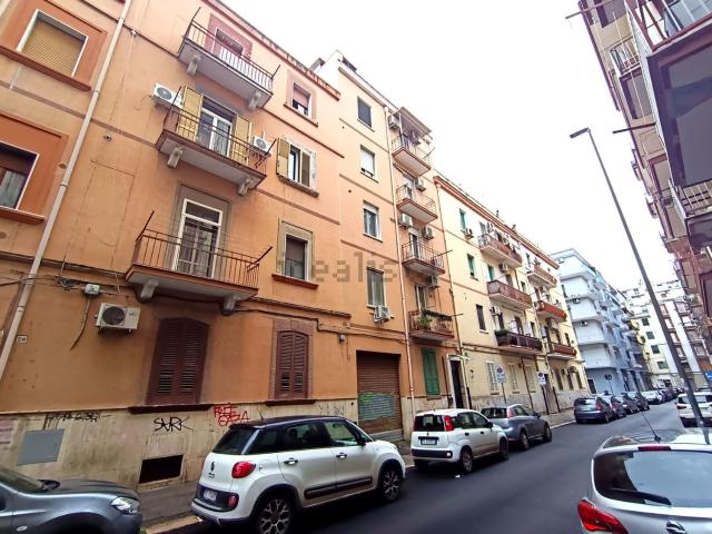 Appartamento in vendita di 105 m² in Via Giuseppe Pesola, 16