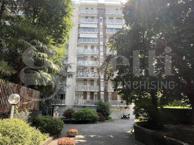 Appartamento in vendita di 105 m² in Via Giuseppe Ripamonti