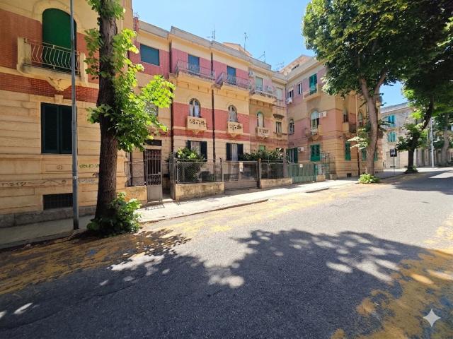 Appartamento in vendita di 105 m² in Via Giacomo Venezian