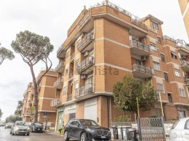 Appartamento in vendita di 105 m² in Via Giacomo Brodolini