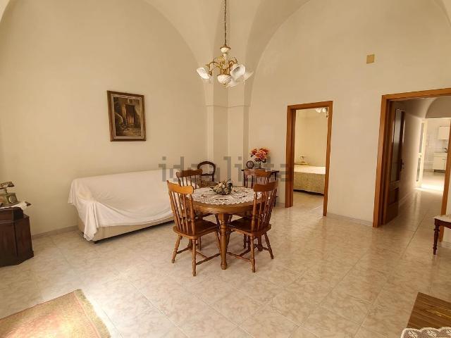 Appartamento in vendita di 105 m² in Via Giacomo Matteotti
