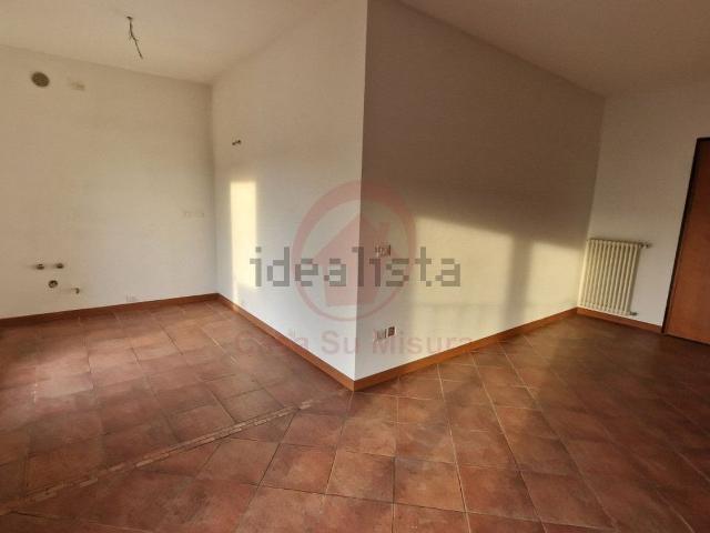 Appartamento in vendita di 105 m² in Via Giacomo Matteotti
