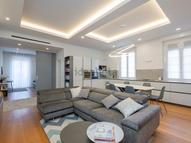 Appartamento in vendita di 105 m² in Via Giovanni Battista Pergolesi