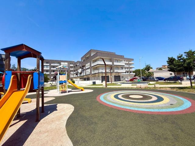 Appartamento in vendita di 105 m² in Via Grecia, 6