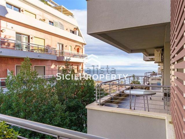 Appartamento in vendita di 105 m² in Via Guerrera