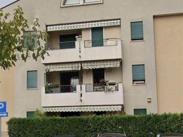 Appartamento in vendita di 105 m² in Via Guido Rossa