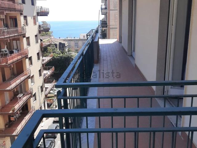 Appartamento in vendita di 105 m² in Via Dottor Oreste Scionti