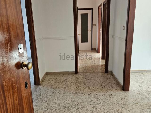 Appartamento in vendita di 105 m² in Via Don Canestri, 40