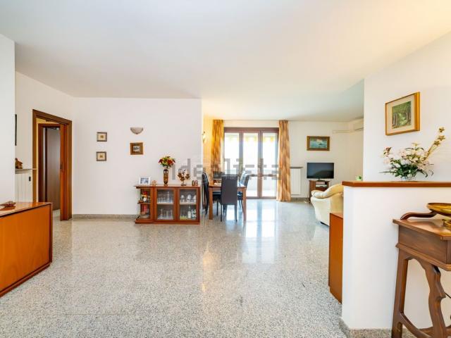 Appartamento in vendita di 105 m² in Via Don Giuseppe Colombo
