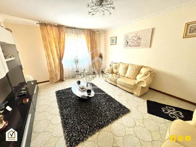 Appartamento in vendita di 105 m² in Via Dalmazia