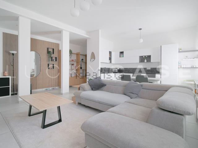Appartamento in vendita di 105 m² in Via Dante Alighieri, 24