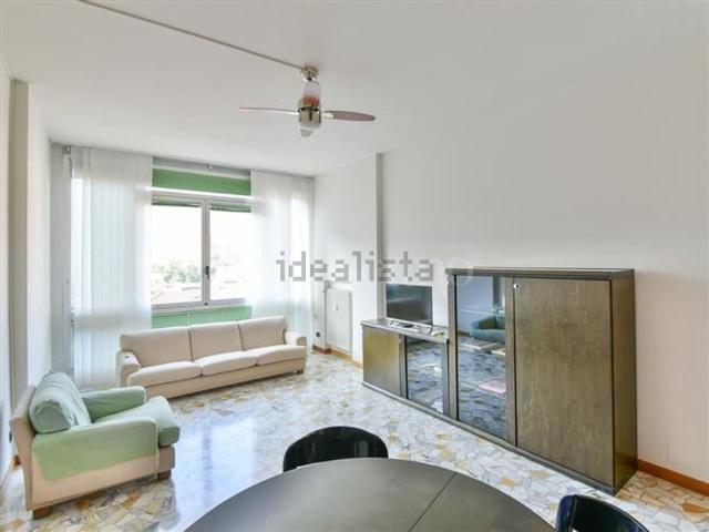 Appartamento in vendita di 105 m² in Via Dante Alighieri