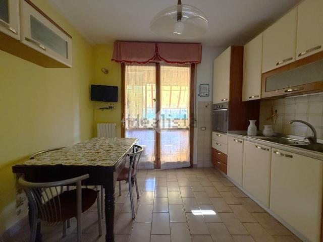 Appartamento in vendita di 105 m² in Via degli Etruschi, 12