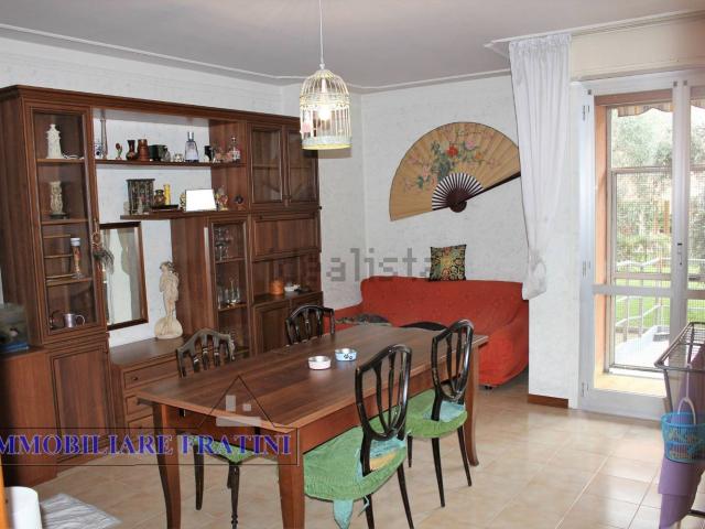 Appartamento in vendita di 105 m² in Via dei Girasoli, 35