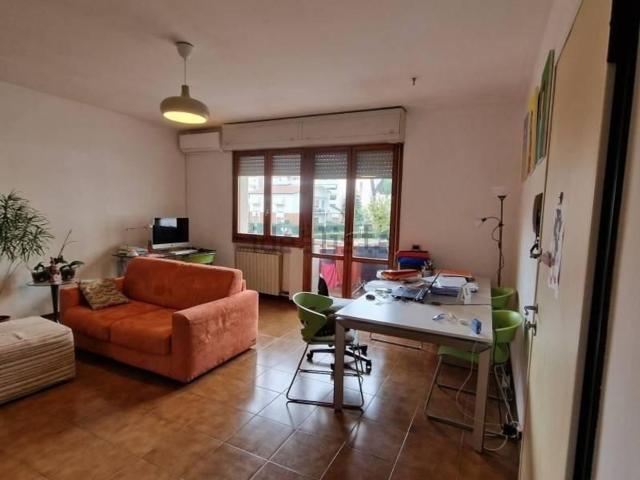 Appartamento in vendita di 105 m² in Via dei Lecci